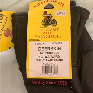 Women’s motorcycle leather gloves